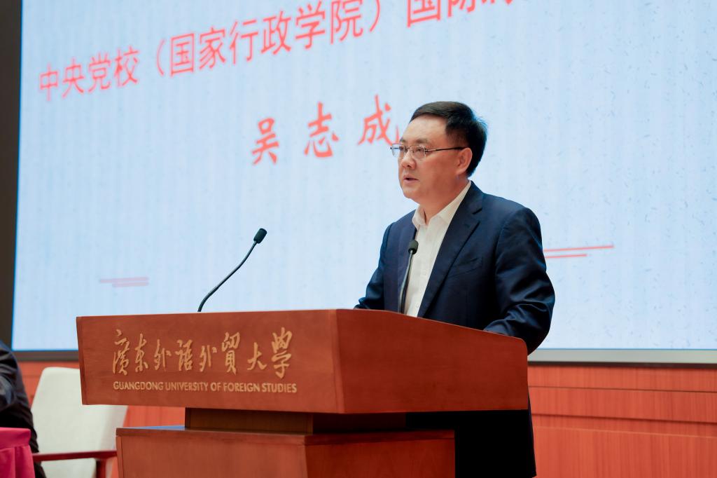 石佑啟主持報(bào)告會.jpg
